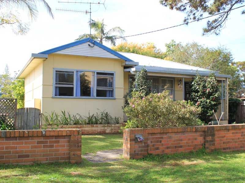 2 Vine Street, North Haven NSW 2443