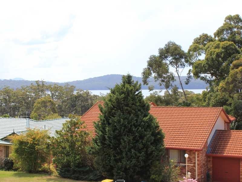 30 Waterview Crescent, Laurieton NSW 2443