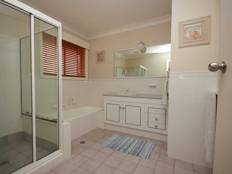 30 Waterview Crescent, Laurieton NSW 2443