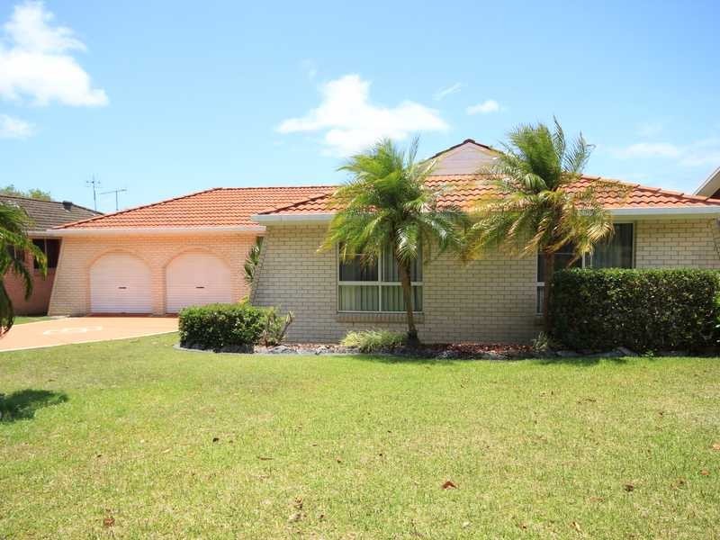 53 Peach Grove, Laurieton NSW 2443