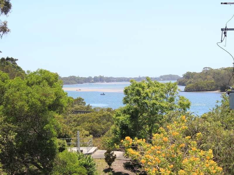 8 Wharf Street, Laurieton NSW 2443