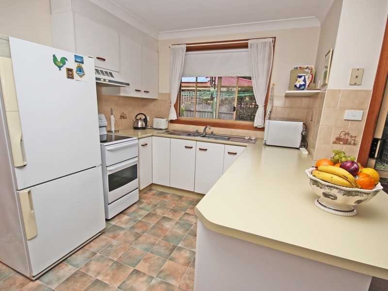 2/1 Banksia Close, Lakewood NSW 2443