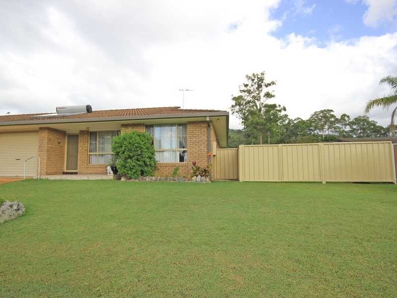 2/1 Banksia Close, Lakewood NSW 2443