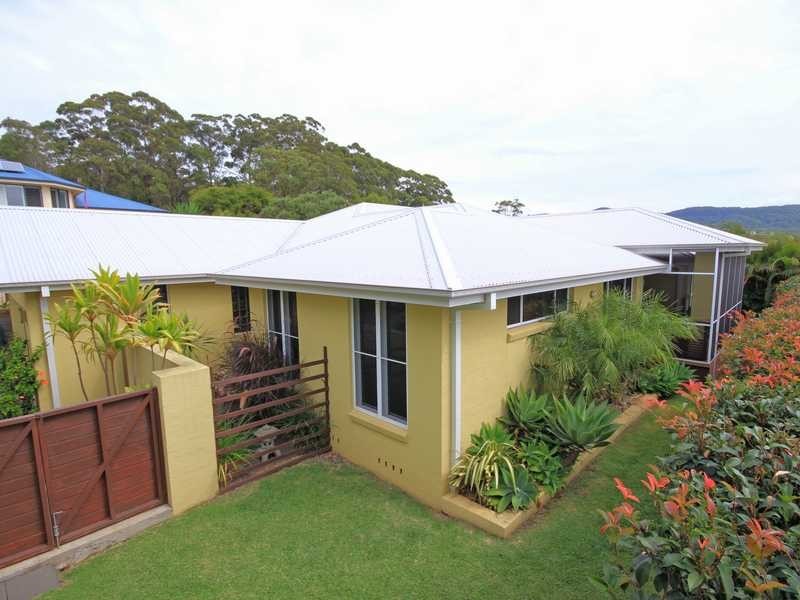 5 Seawind Chase, Bonny Hills NSW 2445