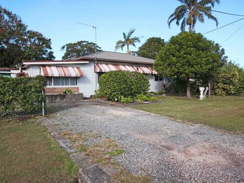 5 Castle Street, Laurieton NSW 2443