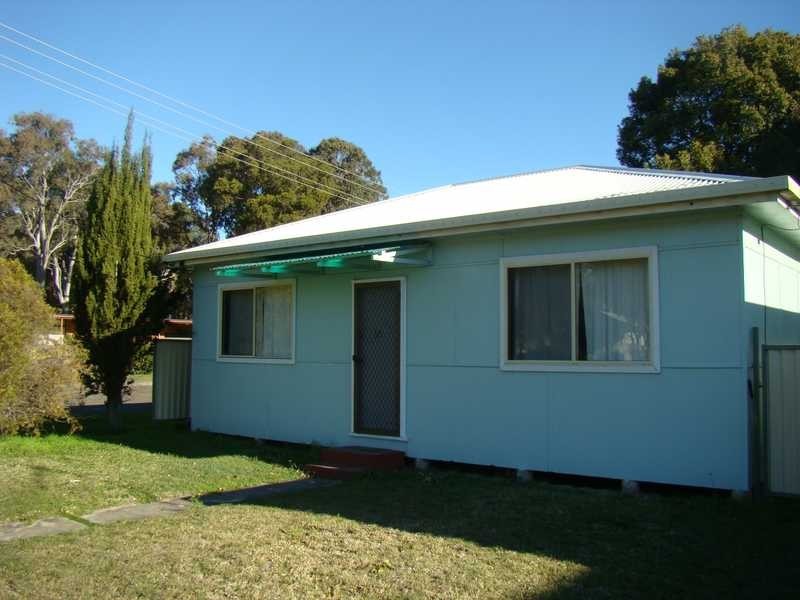 10 Bell Street, Dunbogan NSW 2443