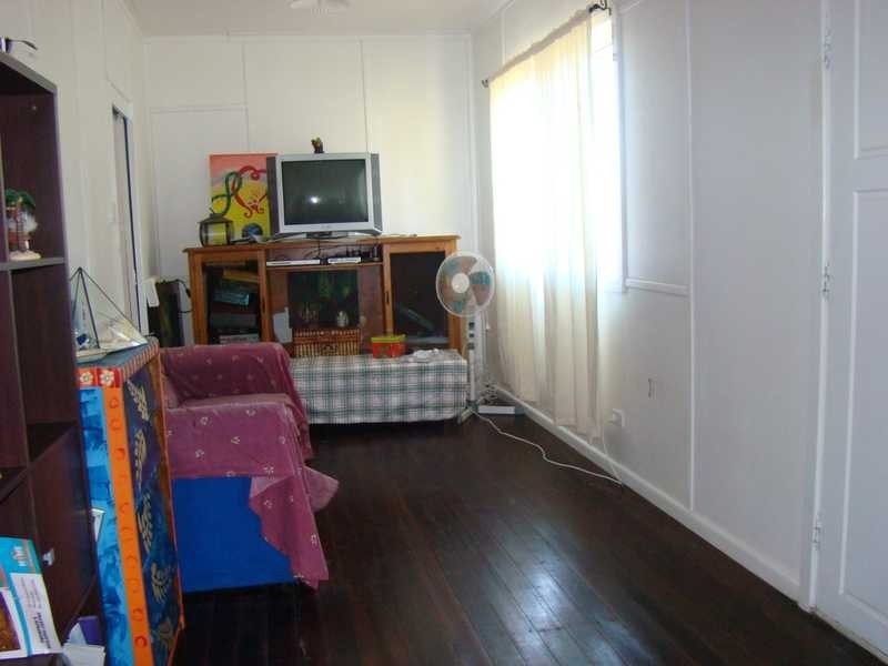 10 Bell Street, Dunbogan NSW 2443