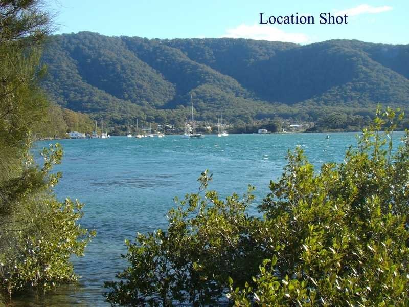 10 Bell Street, Dunbogan NSW 2443