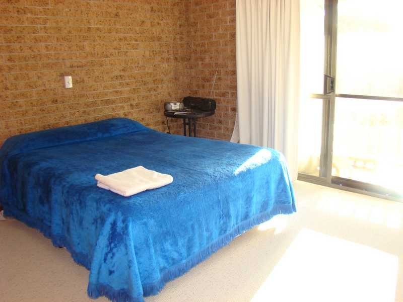 Unit 2/2 Hope Close, Dunbogan NSW 2443