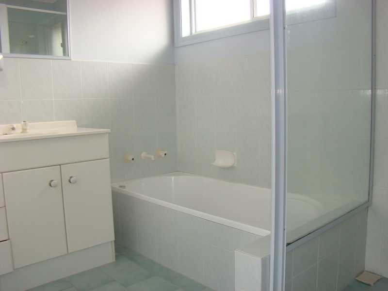 Villa 2/19-21 Flinders Drive, Laurieton NSW 2443
