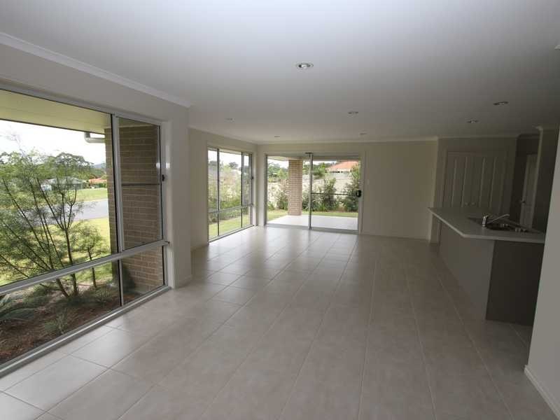 19 Fairwinds Avenue, Laurieton NSW 2443