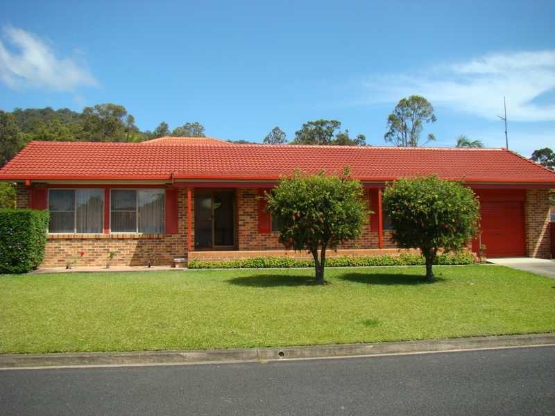 12 Banks Street, Lakewood NSW 2443