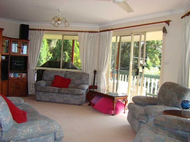 14 Waterview Crescent, Laurieton NSW 2443