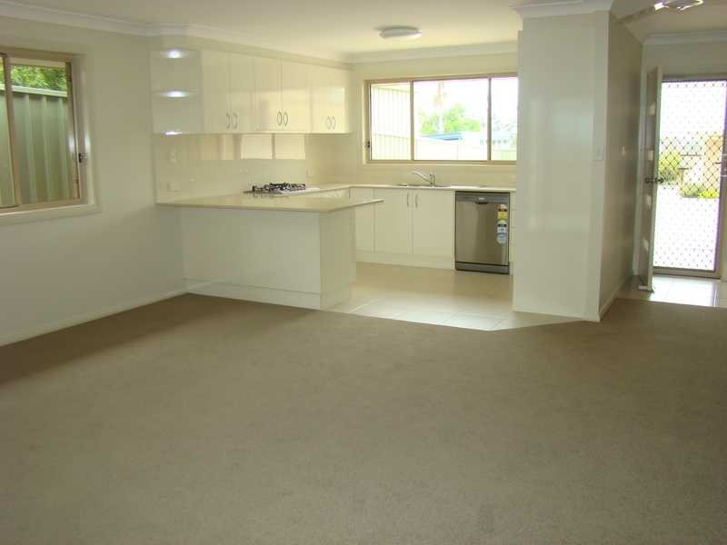 2/66 Lord Street, Laurieton NSW 2443