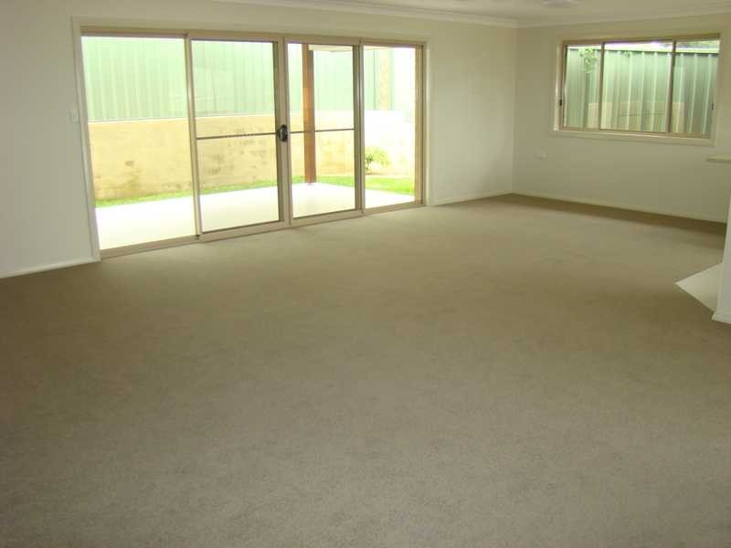 2/66 Lord Street, Laurieton NSW 2443