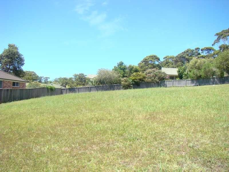 8 Green Hills Road, Bonny Hills NSW 2445