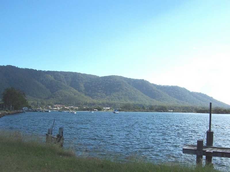 20 Bell Street, Dunbogan NSW 2443