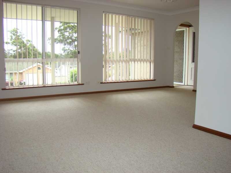 4 Ellerslie Crescent, Laurieton NSW 2443
