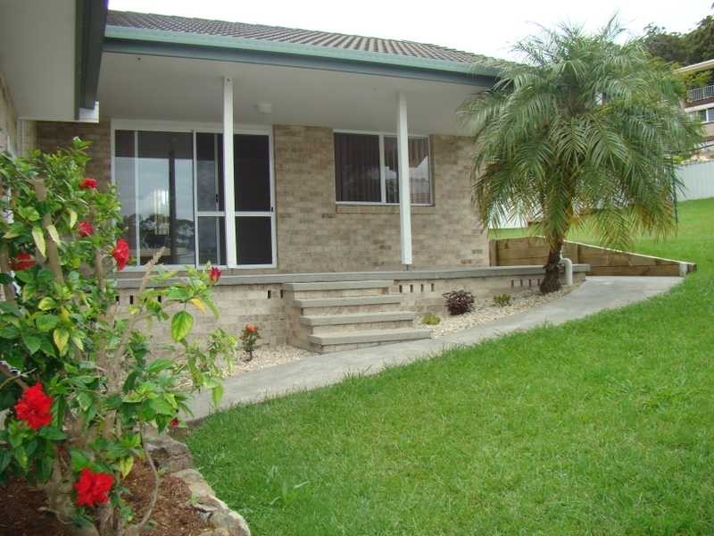 4 Ellerslie Crescent, Laurieton NSW 2443