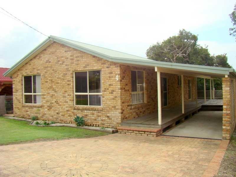 4 Elizabeth Street, Bonny Hills NSW 2445