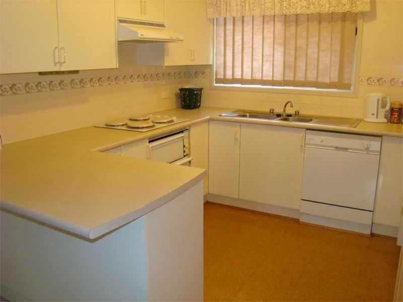 Villa/2/372 Ocean Drive, Laurieton NSW 2443