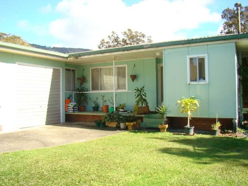 7 Bay Street, Dunbogan NSW 2443