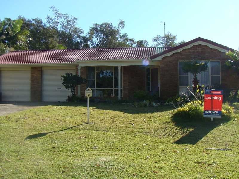 4 Lady Penrhyn Circuit, Dunbogan NSW 2443