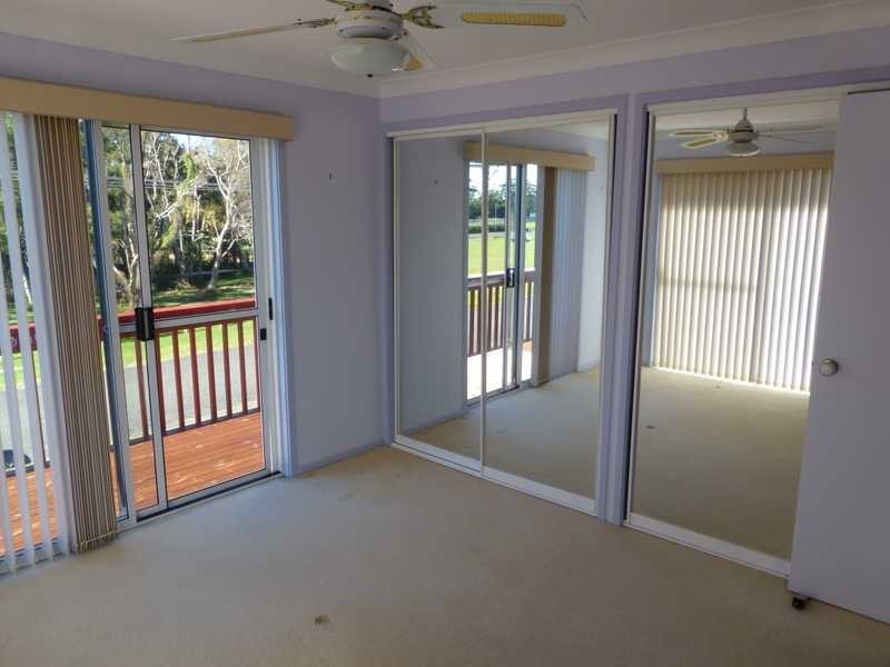 4/12 Maclennan St, Laurieton NSW 2443