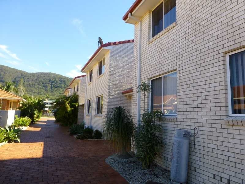 4/12 Maclennan St, Laurieton NSW 2443