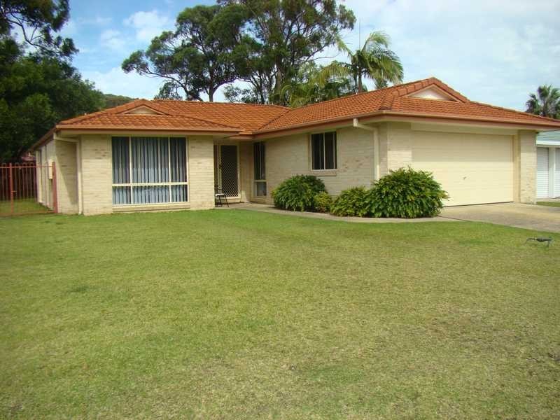 89 Sirius Drive, Laurieton NSW 2443
