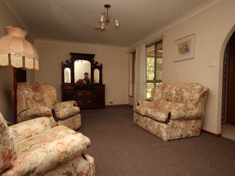 8 Sandpiper close, Laurieton NSW 2443