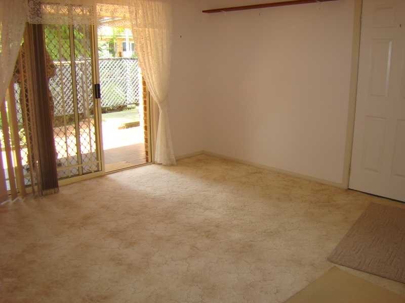 2/372 Ocean Drive, Laurieton NSW 2443