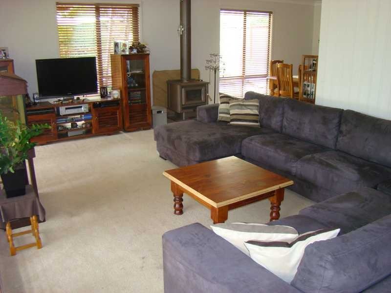 384 Ocean Drive, Laurieton NSW 2443