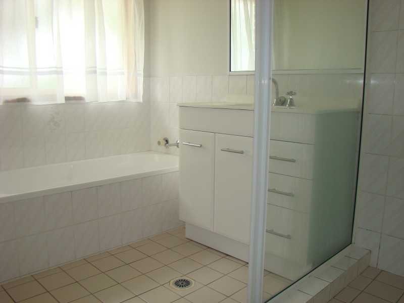 21 Waterview Crescent, Laurieton NSW 2443