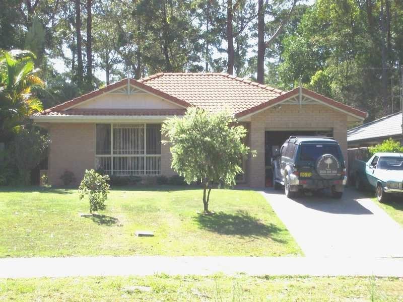 4a Rosewood Court, Laurieton NSW 2443