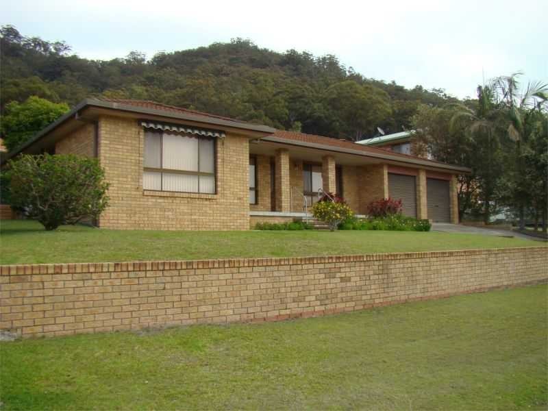 34 Waterview Crescent, Laurieton NSW 2443