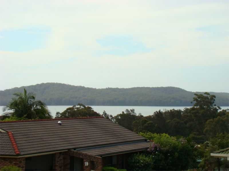 34 Waterview Crescent, Laurieton NSW 2443