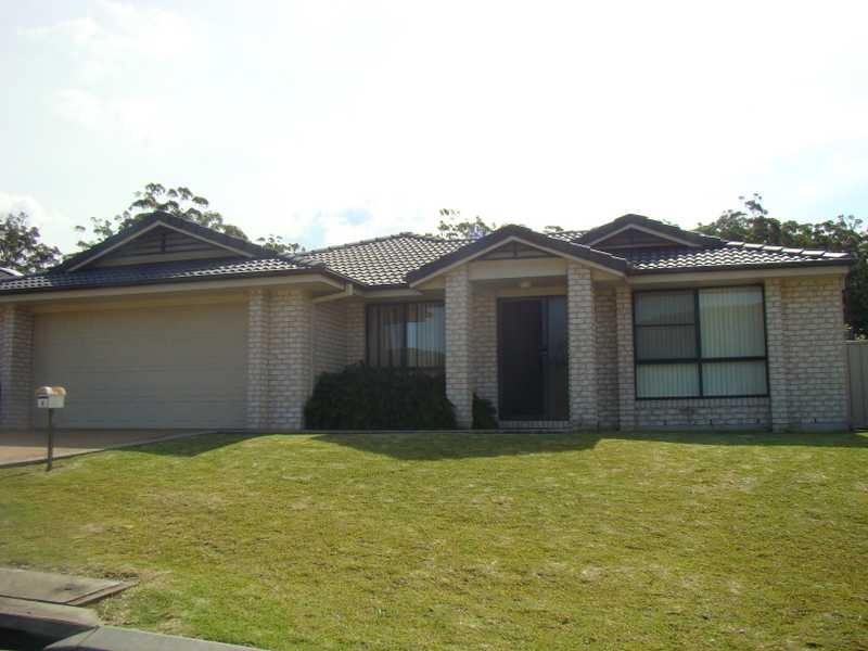 8 Wren Close, Laurieton NSW 2443