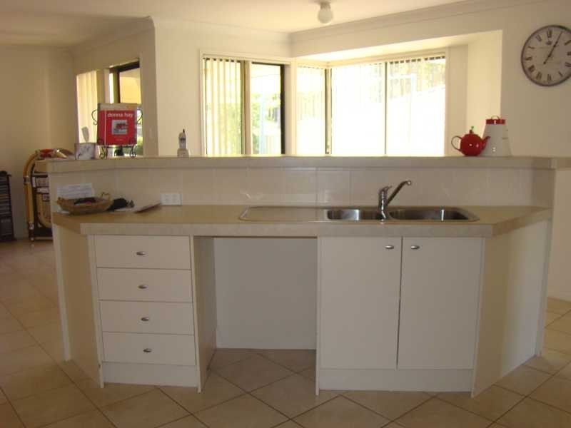 8 Wren Close, Laurieton NSW 2443