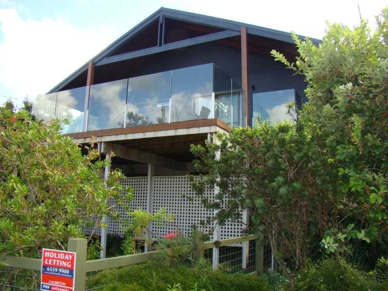 19 Bayside Avenue, North Haven NSW 2443