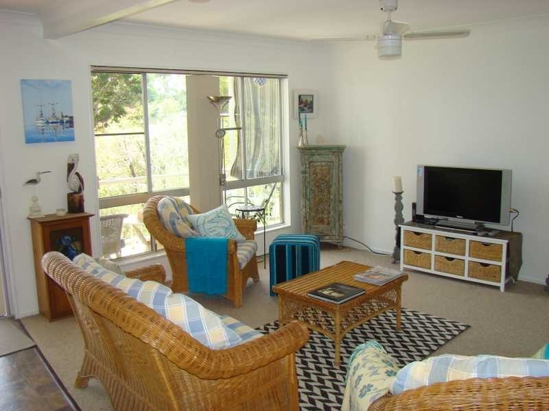 1 River Street, Dunbogan NSW 2443