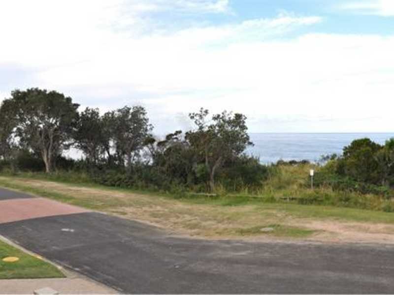 24 Honeysuckle Avenue, Bonny Hills NSW 2445