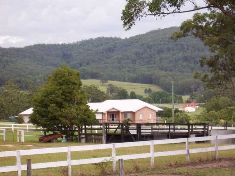 Logans Crossing NSW 2439