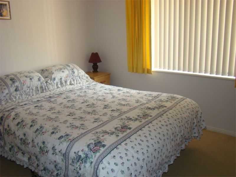 Villa 2/10 McLennan Street, Laurieton NSW 2443