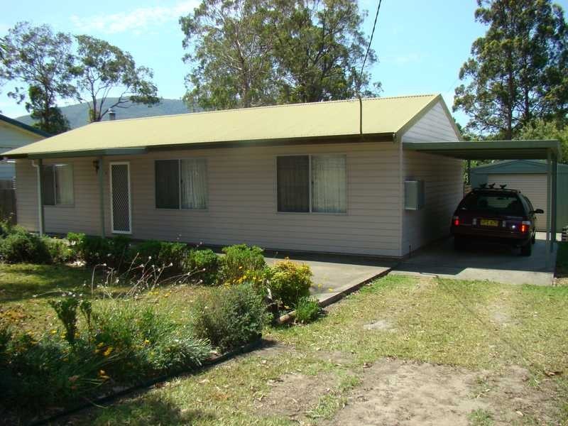 15 Station Street, Johns River NSW 2443