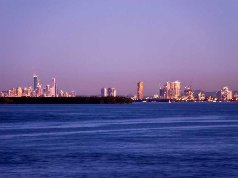 Sovereign Islands QLD 4216