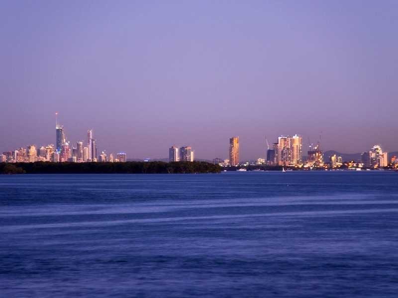 Sovereign Islands QLD 4216