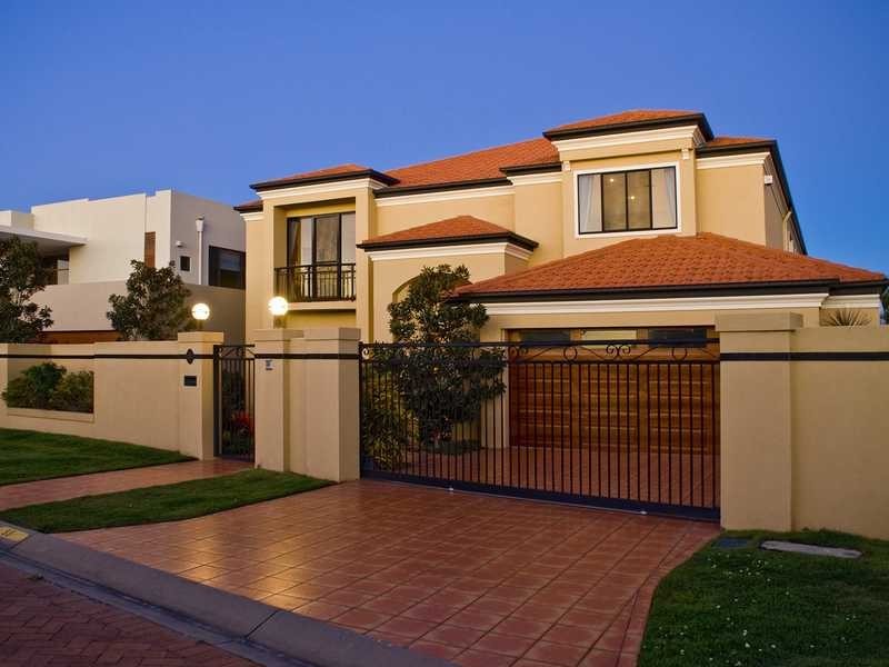 Sovereign Islands QLD 4216