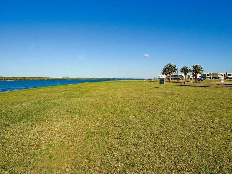 Lots 590 & 591 Knightsbridge West, Sovereign Islands QLD 4216