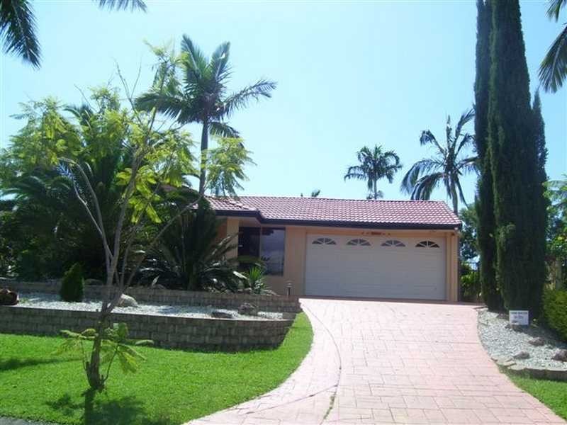 20 Manly Drive, Robina QLD 4226